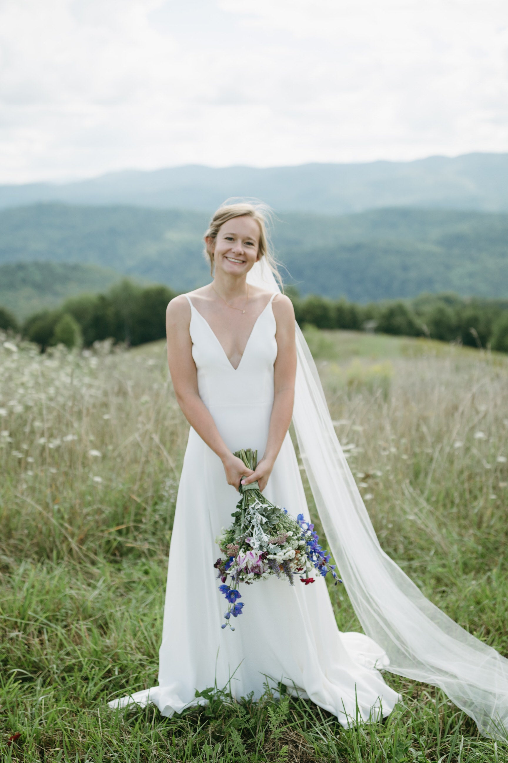 ivory veil white dress Chapel Length Wedding Veil, Simple Raw Edge Bridal Veil, / – One Blushing Bride Custom Wedding Veils Elegant Lace A-line Wedding handmade men two tone shoe gray and white enhancing its enchanting and Style:Braemar