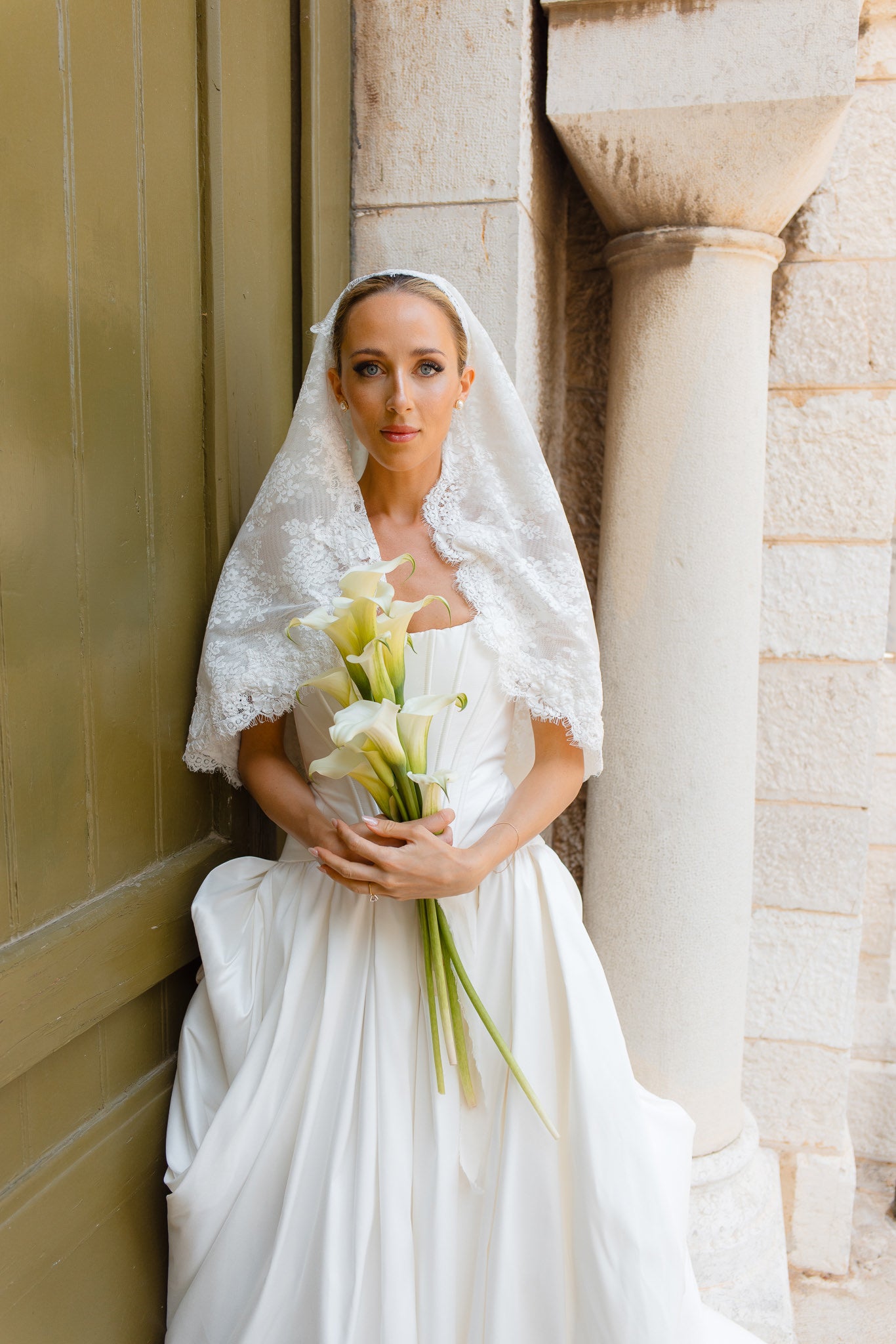 French Lace Mantilla Wedding Veil, Elbow Length in Ivory
