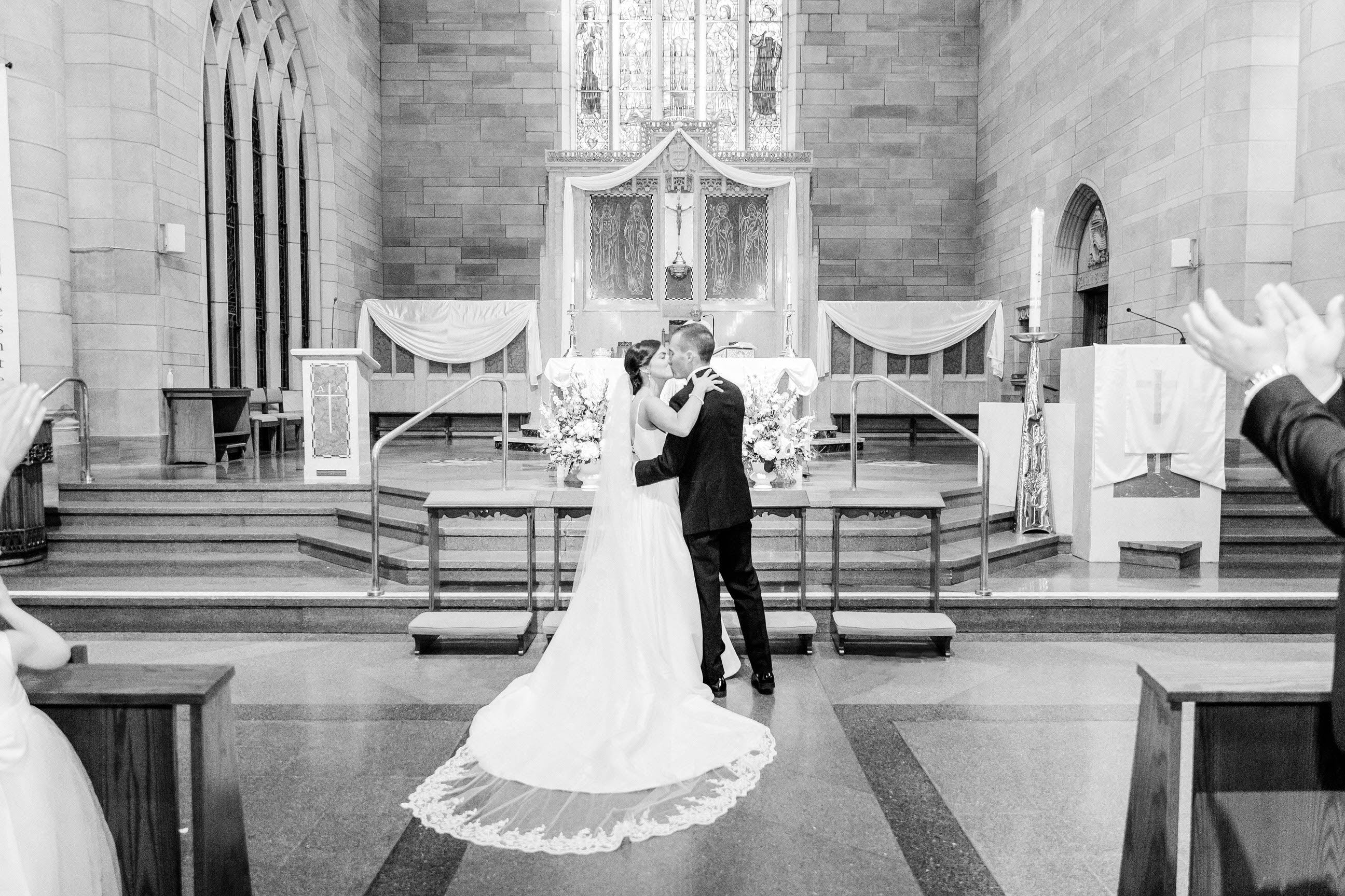 Thin Scalloped Lace Chapel or Cathedral Wedding Veil