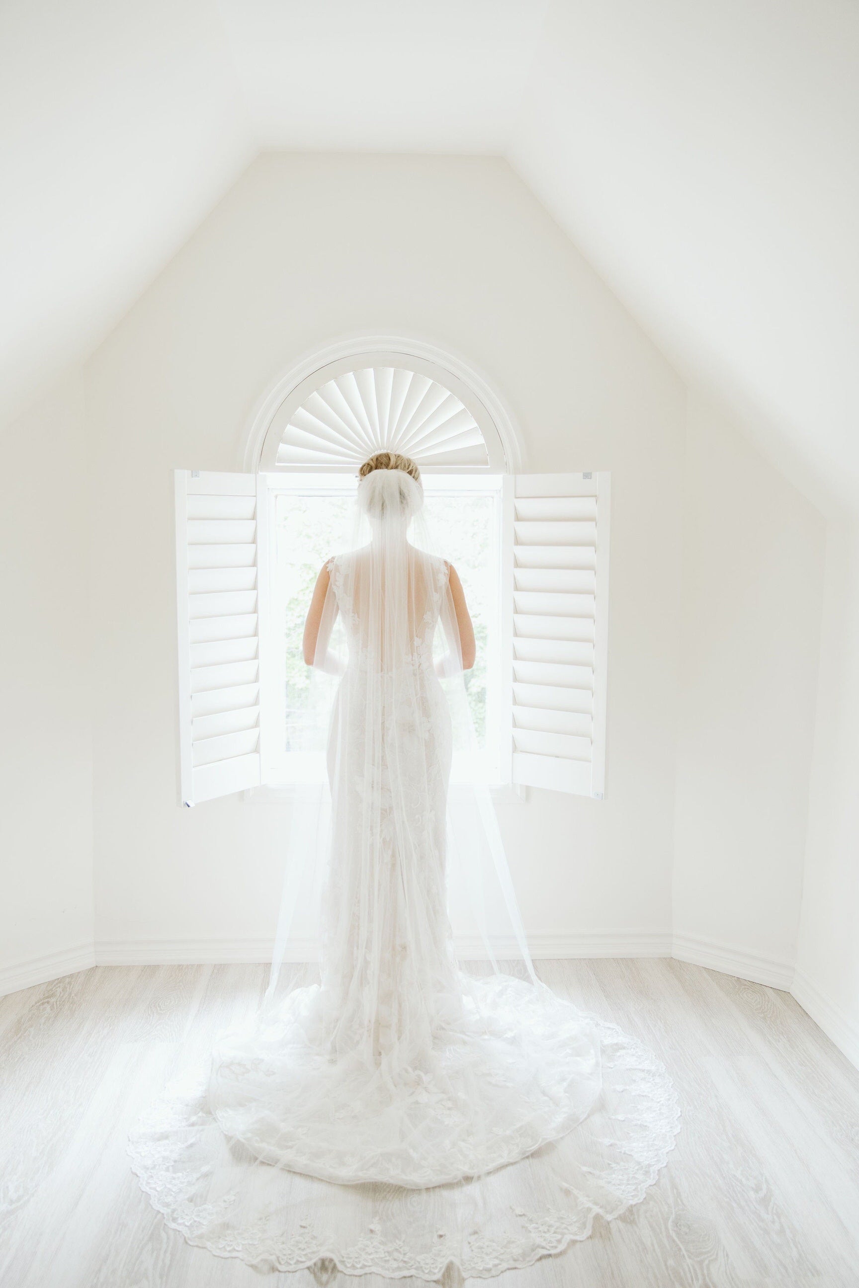 Cathedral Veil with Floral French Lace Trim, White/ Ivory – One Blushing  Bride Custom Wedding Veils