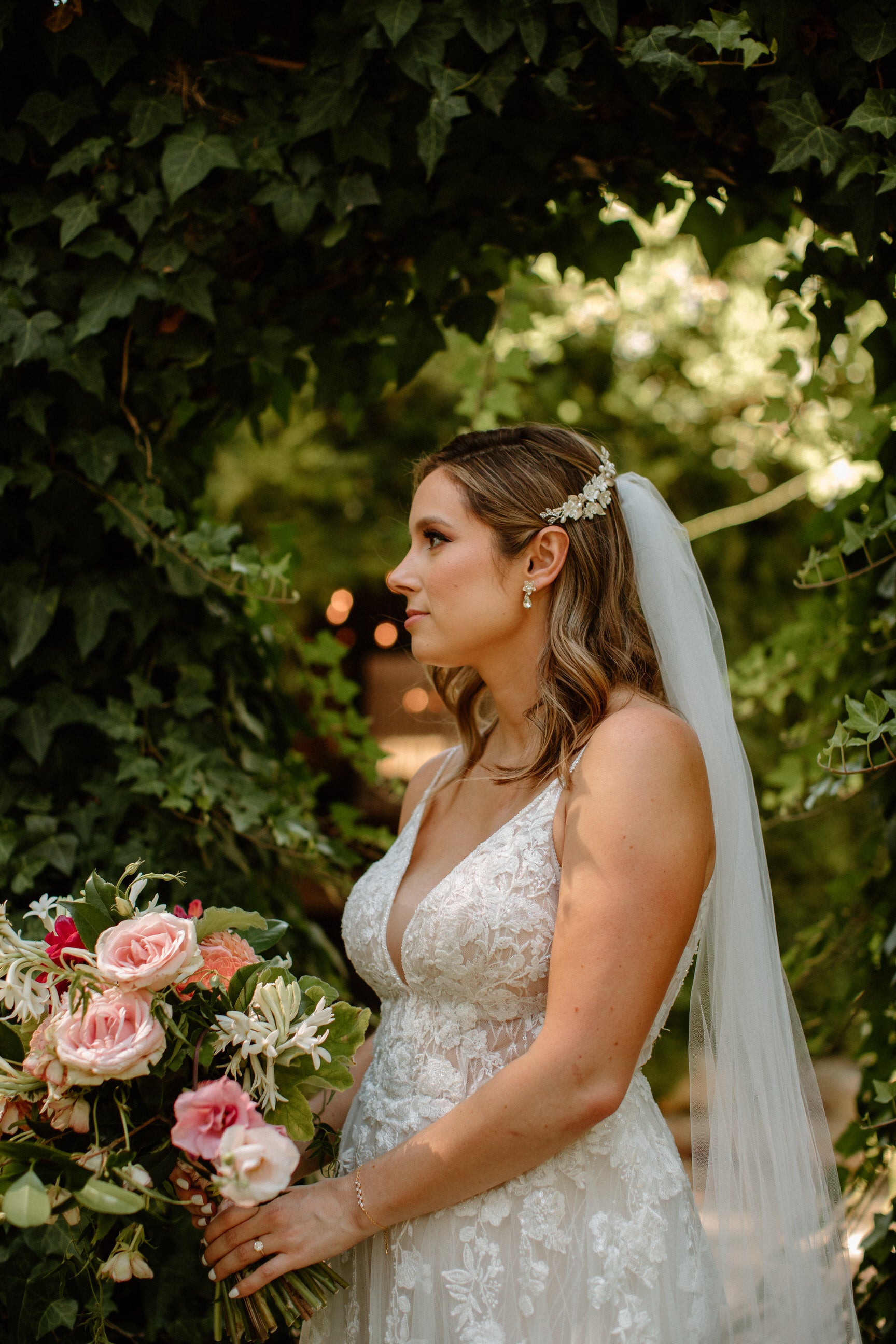 Chapel Length Wedding Veil, Simple Raw Edge Bridal Veil, White / Ivory – One Blushing Bride Custom Wedding Veils