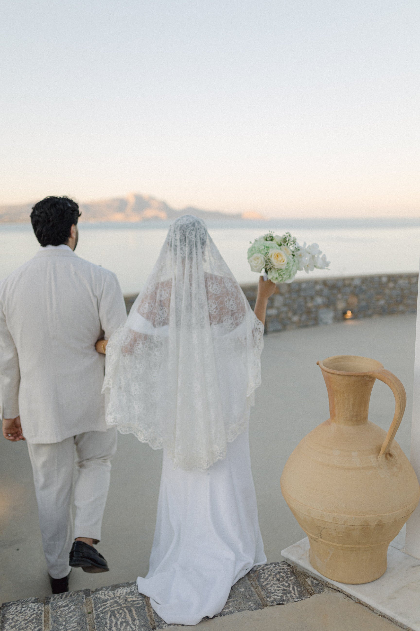 ivory lace mantilla veil fingertip length for destination weddings