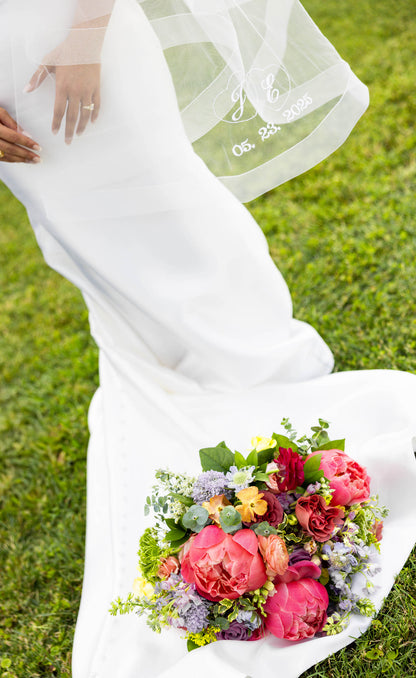 personalized engaged couple monogram embroider on wedding veil with interlocking heart design and date